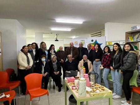 مجموعة من الأدباء الأوفياء ضيوف مدرسة "الأمل" الابتدائيّة في كفر مصر للاحتفال بيوم اللّغة العربيّة